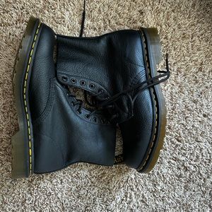 Dr. Martens-size 42-NWOB-Doc Martens